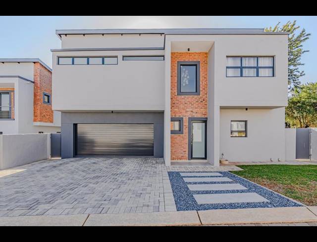 3 BEDROOM HOUSE FOR SALE IN OLYMPUS AH